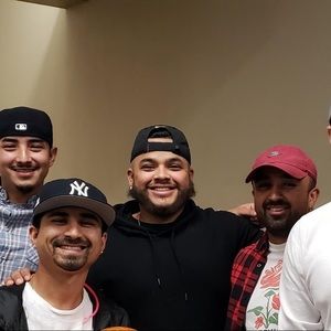 Meet your Posher, Leo